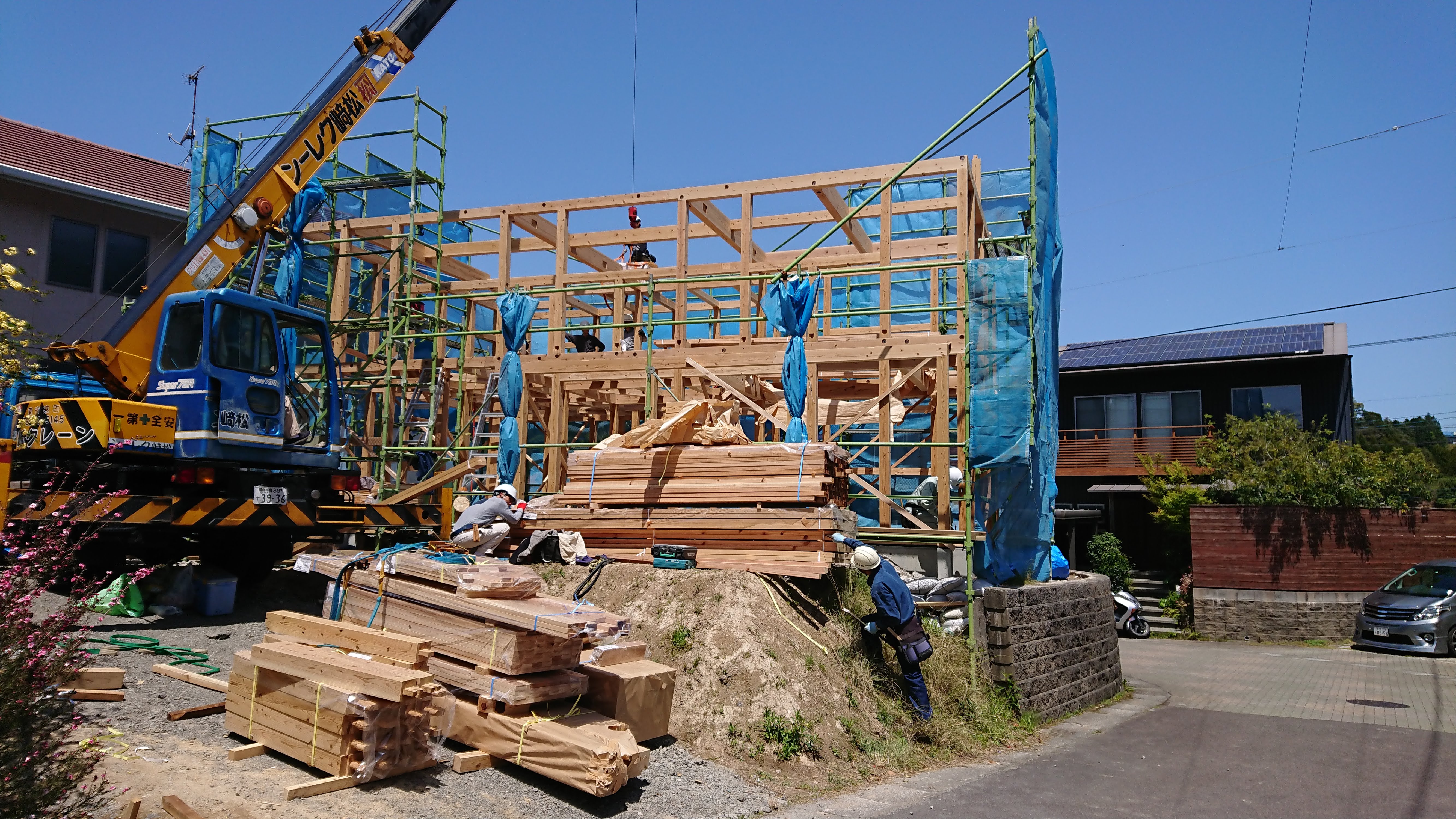 松陽台の家　建て方開始です。