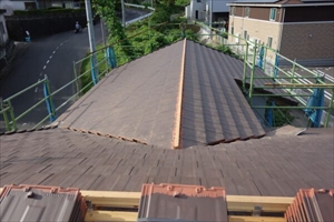 徳重の家Ⅱ　陶器瓦工事中